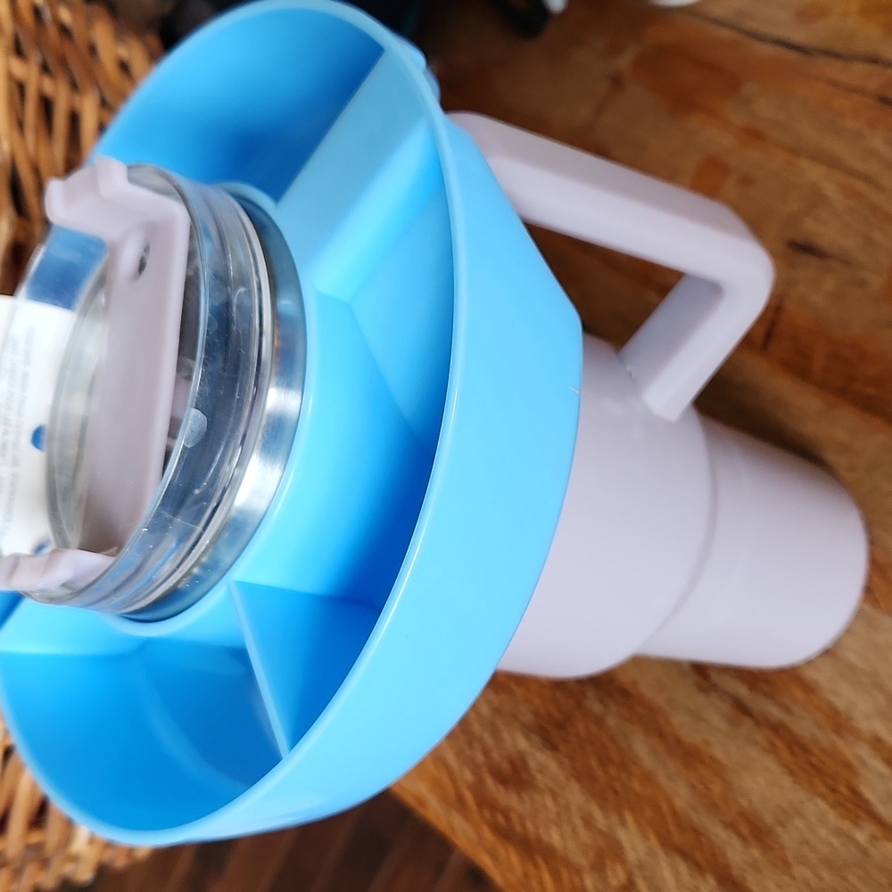 Ashland‎ Tumbler Snack Tray Blue
